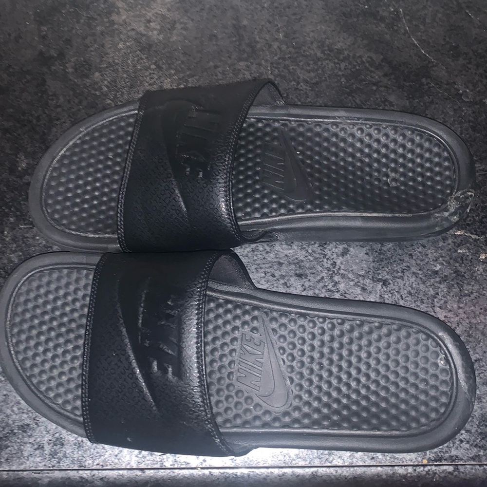 Nike slides